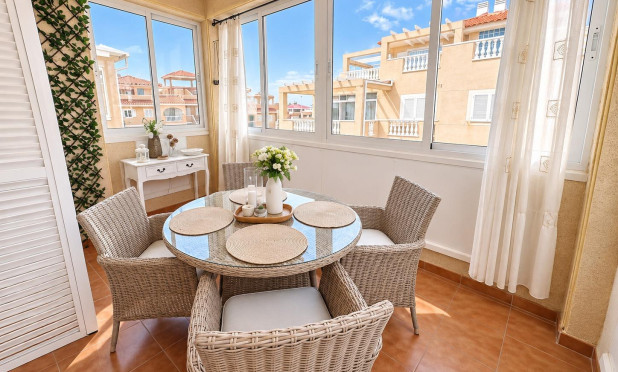 Resale - Apartment / flat - Orihuela Costa - Punta Prima