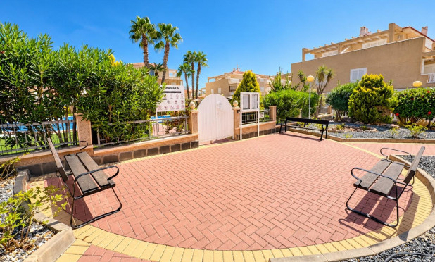 Resale - Apartment / flat - Orihuela Costa - Punta Prima