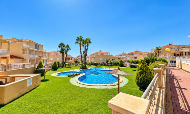 Resale - Apartment / flat - Orihuela Costa - Punta Prima