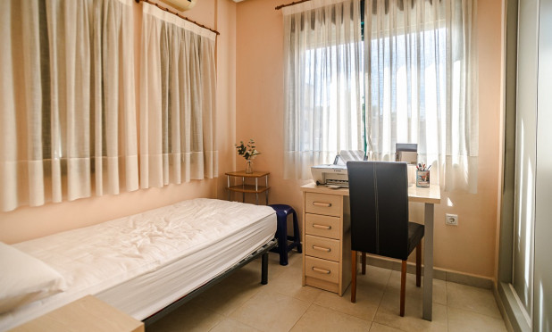 Herverkoop - Finca / Landelijke woning - Torrevieja - Los Balcones