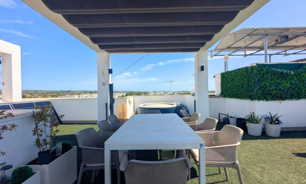 Resale - Penthouse - El Raso