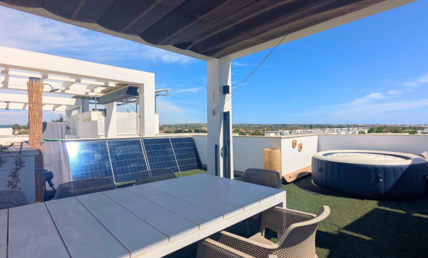 Resale - Penthouse - El Raso