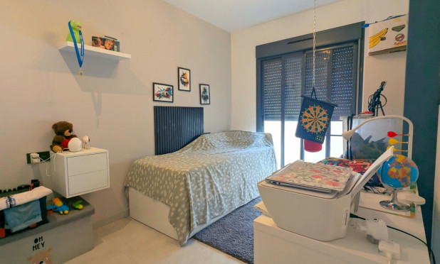 Resale - Penthouse - El Raso