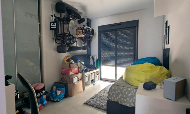 Resale - Penthouse - El Raso