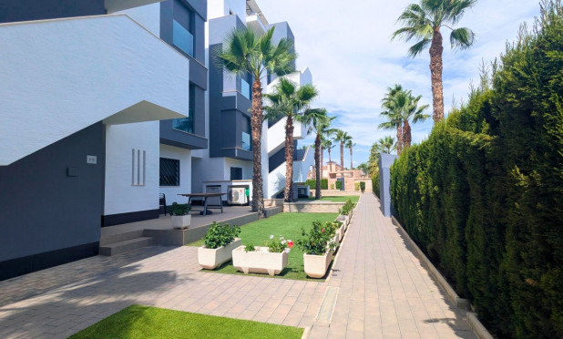Resale - Penthouse - El Raso