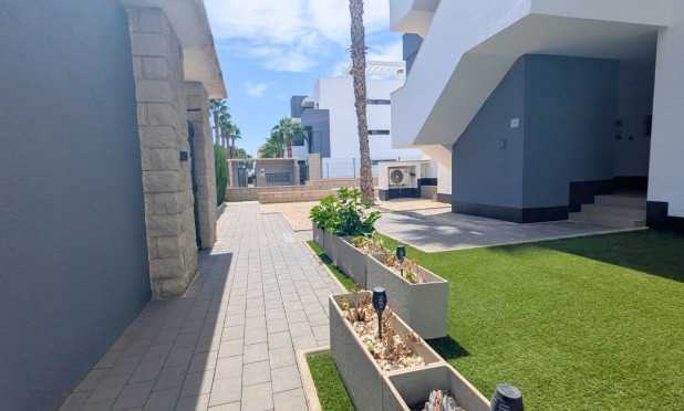 Resale - Penthouse - El Raso