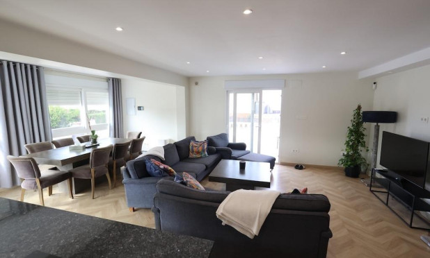 Wiederverkauf - Villa - Torrevieja - Los Balcones