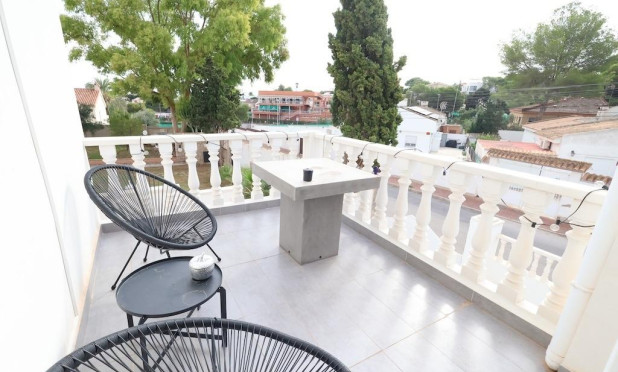 Wiederverkauf - Villa - Torrevieja - Los Balcones