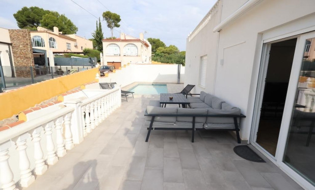 Wiederverkauf - Villa - Torrevieja - Los Balcones