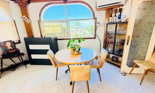 Resale - Apartment / flat - San Miguel de Salinas