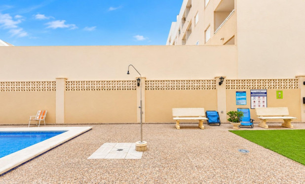 Wiederverkauf - Wohnung - Torrevieja - Centro