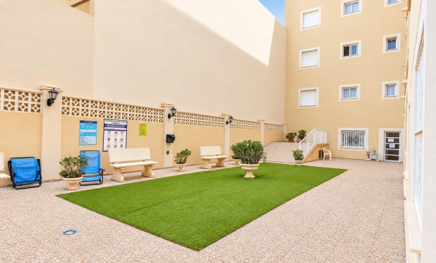 Wiederverkauf - Wohnung - Torrevieja - Centro