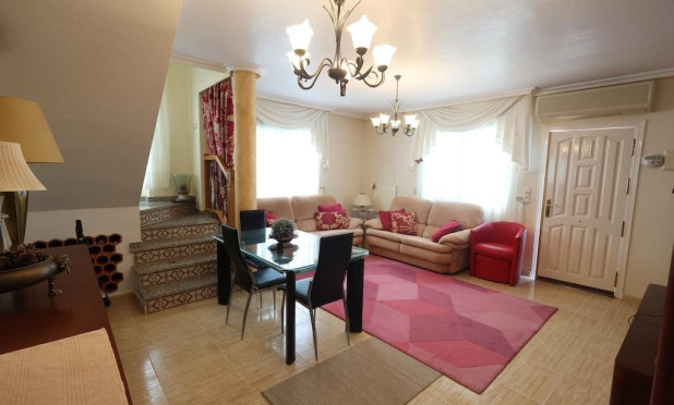 Wiederverkauf - Villa - Orihuela Costa - Las Filipinas