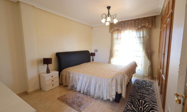 Wiederverkauf - Villa - Orihuela Costa - Las Filipinas