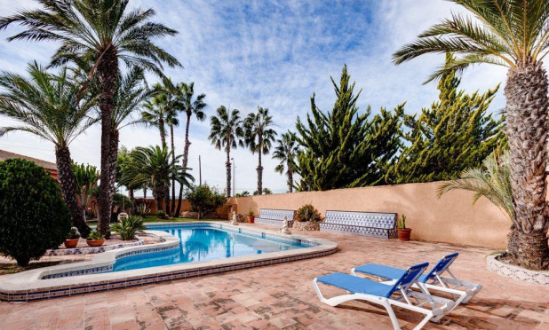 Wiederverkauf - Villa - Torrevieja - La Siesta - El Salado -  Torreta