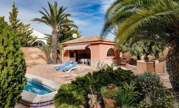 Wiederverkauf - Villa - Torrevieja - La Siesta - El Salado -  Torreta