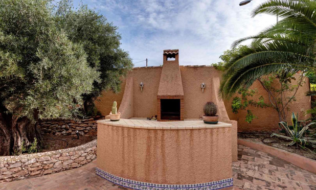 Wiederverkauf - Villa - Torrevieja - La Siesta - El Salado -  Torreta