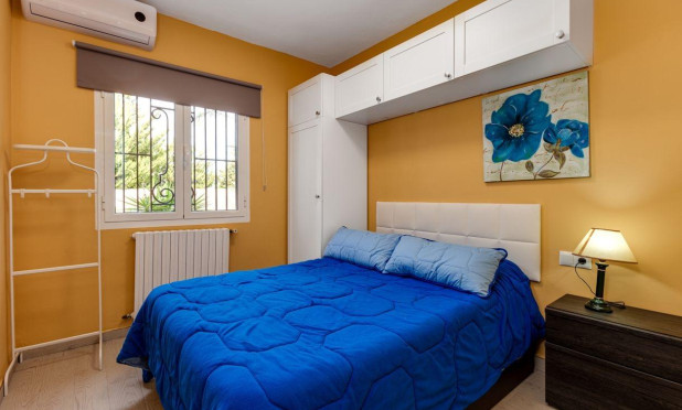 Wiederverkauf - Villa - Torrevieja - La Siesta - El Salado -  Torreta