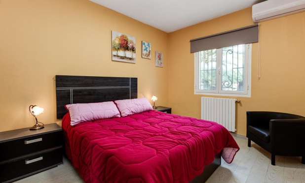 Wiederverkauf - Villa - Torrevieja - La Siesta - El Salado -  Torreta
