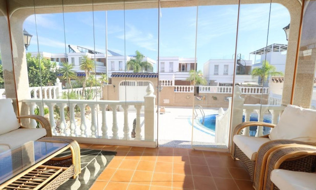 Wiederverkauf - Villa - Orihuela Costa - Las Filipinas