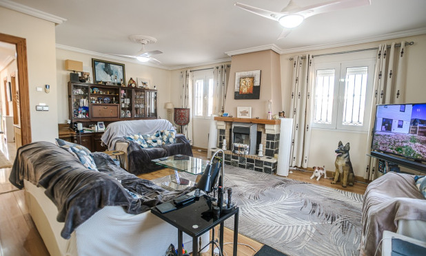 Wiederverkauf - Villa - Torrevieja - Los Balcones