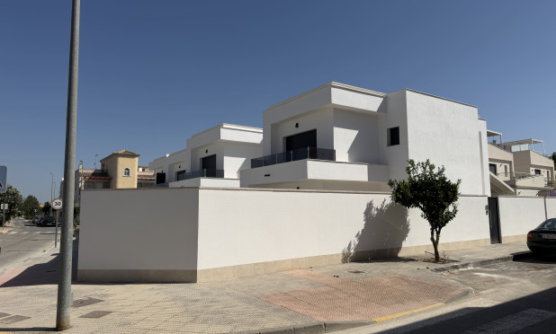New Build - Villa - Heredades