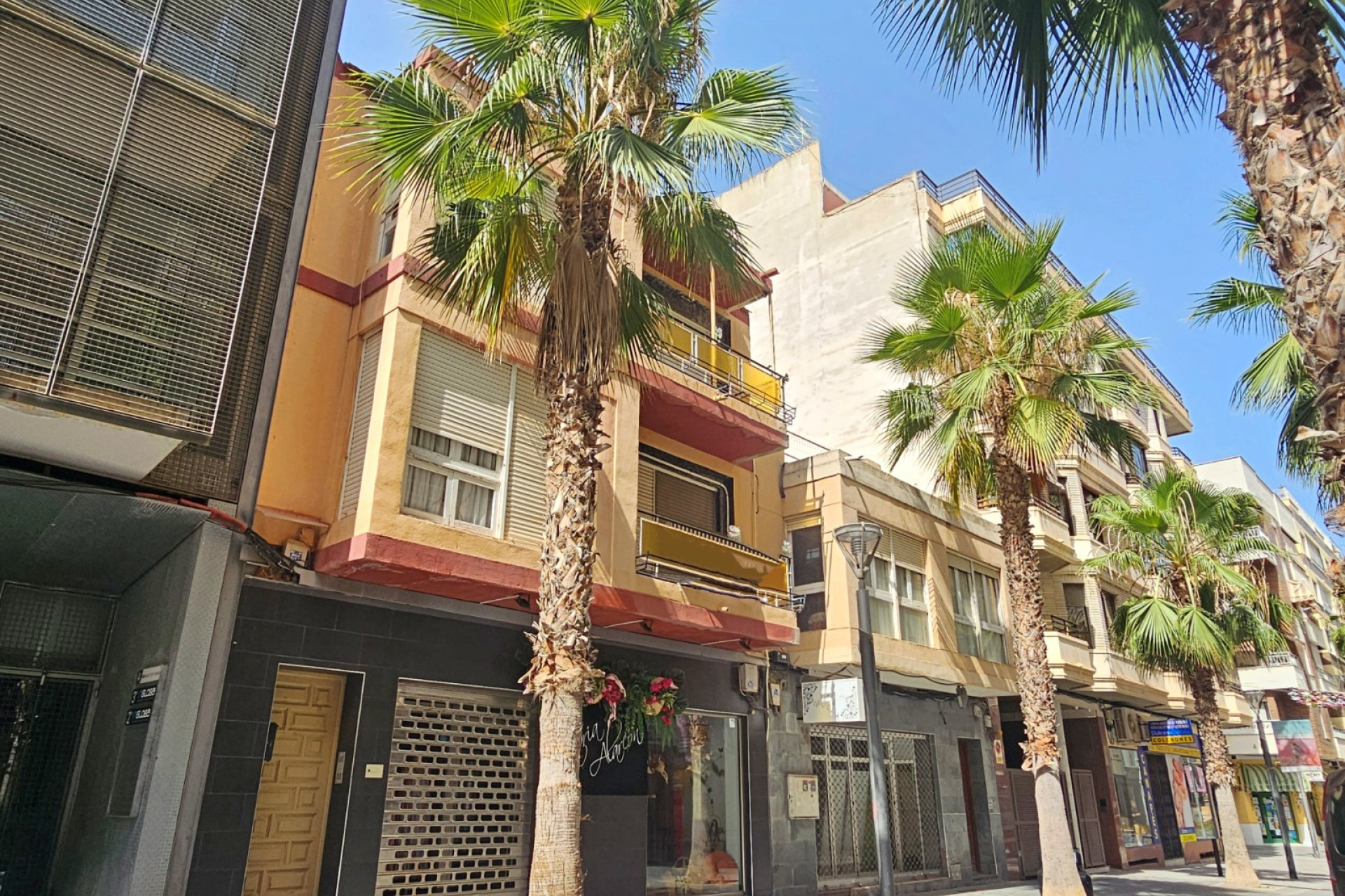 Revente - Bâtiment - Torrevieja - CLUB NAUTICO TORREVIEJA