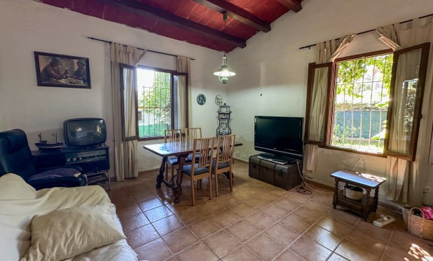 Resale - Villa - Orihuela Costa - Punta Prima