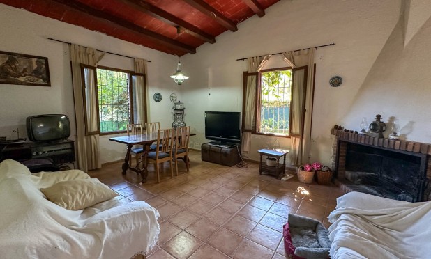 Resale - Villa - Orihuela Costa - Punta Prima