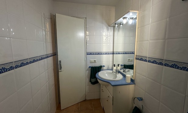 Resale - Villa - Orihuela Costa - Punta Prima