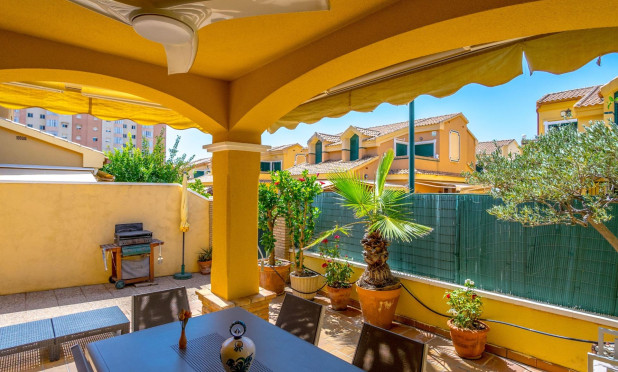 Resale - Semi Detached Villa - Orihuela Costa - Campoamor