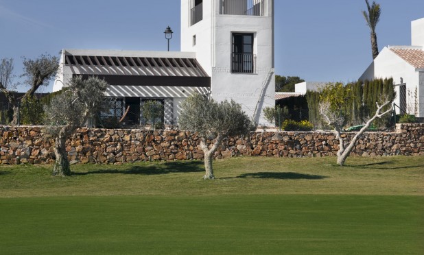 Neue Gebäude - Stadthaus - Peraleja Golf