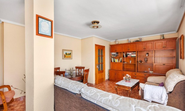 Resale - Apartment / flat - Torrevieja - Playa del Cura