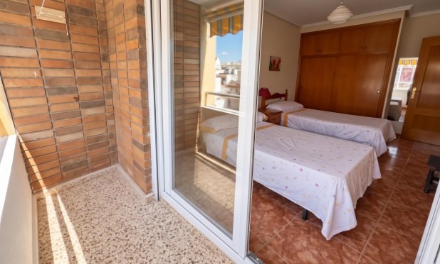 Resale - Apartment / flat - Torrevieja - Playa del Cura