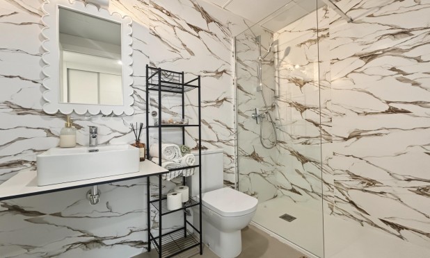 Resale - Apartment / flat - Dehesa de Campoamor - Campoamor