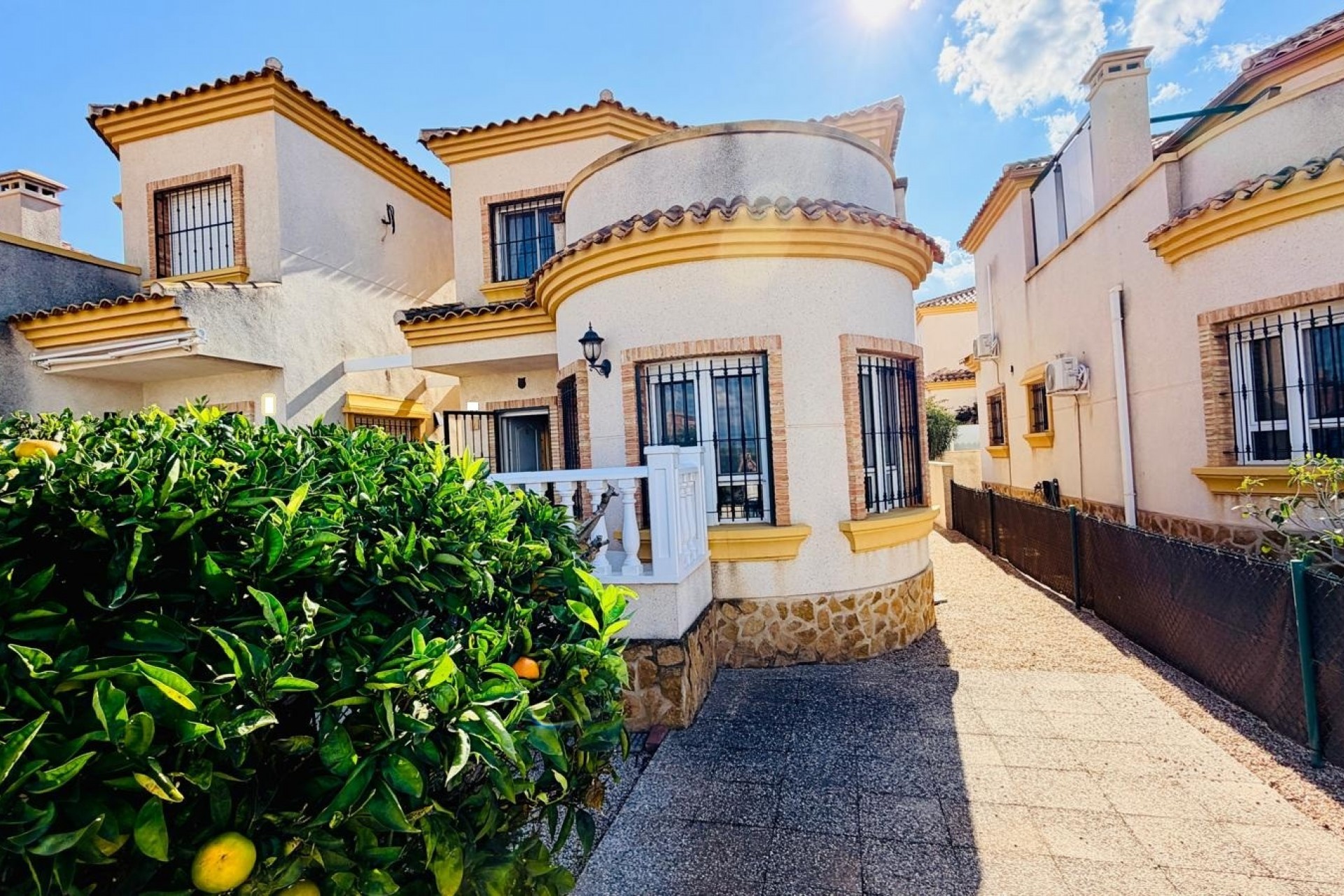 Herverkoop - Villa - Montesinos - La Herrada
