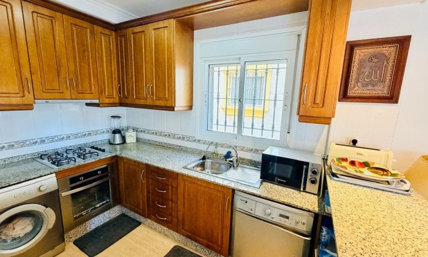 Herverkoop - Villa - Montesinos - La Herrada