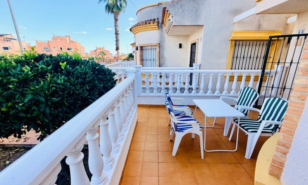 Herverkoop - Villa - Montesinos - La Herrada