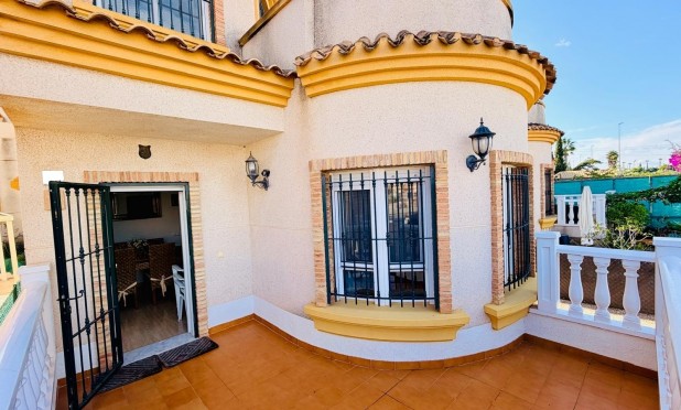 Herverkoop - Villa - Montesinos - La Herrada
