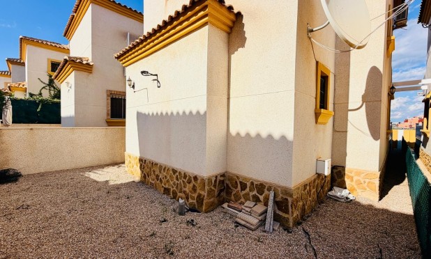 Herverkoop - Villa - Montesinos - La Herrada