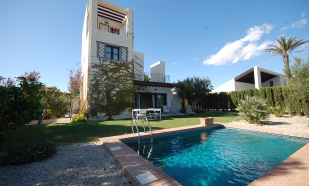 Obra nueva - Villa - Peraleja Golf