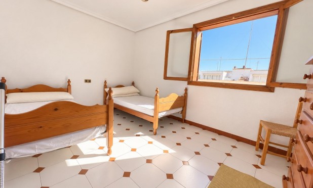 Odsprzedaż - Daszek - Torrevieja - Los Europeos