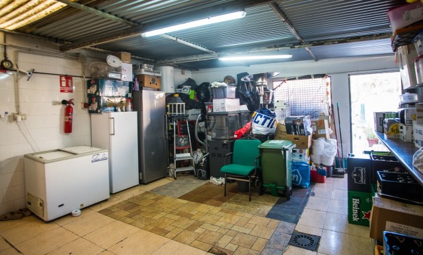 Resale - COMMERCIAL PROPERTY - Orihuela - Los Balcones Y los Altos