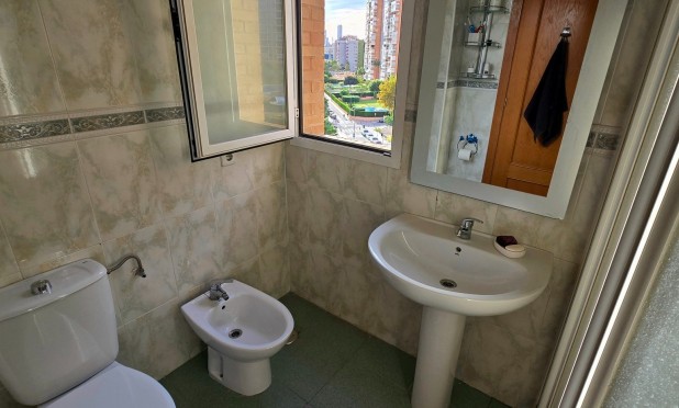 Resale - Apartment / flat - Benidorm - Levante