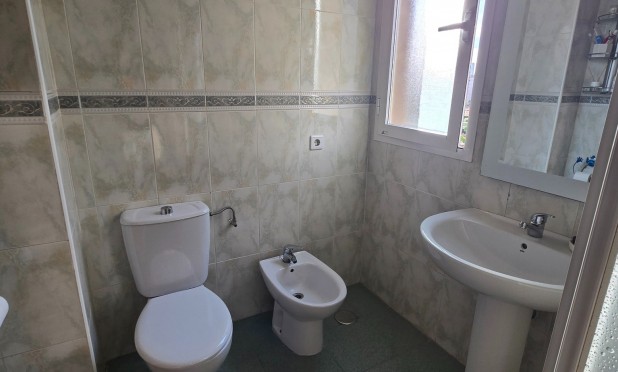 Resale - Apartment / flat - Benidorm - Levante