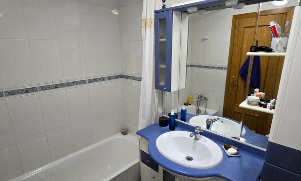 Resale - Apartment / flat - Benidorm - Levante