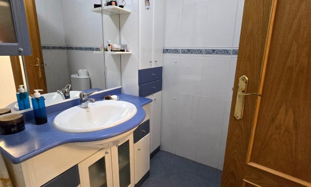 Resale - Apartment / flat - Benidorm - Levante