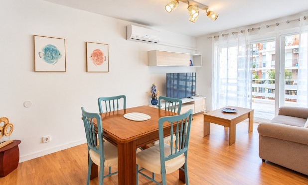 Resale - Apartment / Duplex - Torrevieja - Playa de los Locos