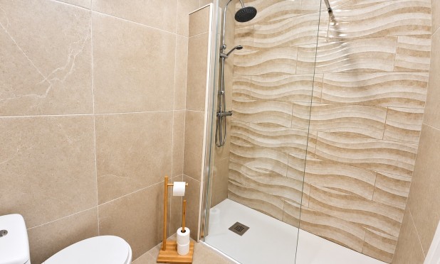 Resale - Apartment / Duplex - Torrevieja - Playa de los Locos