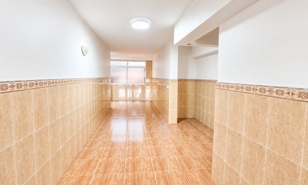 Resale - Apartment / Duplex - Torrevieja - Playa de los Locos